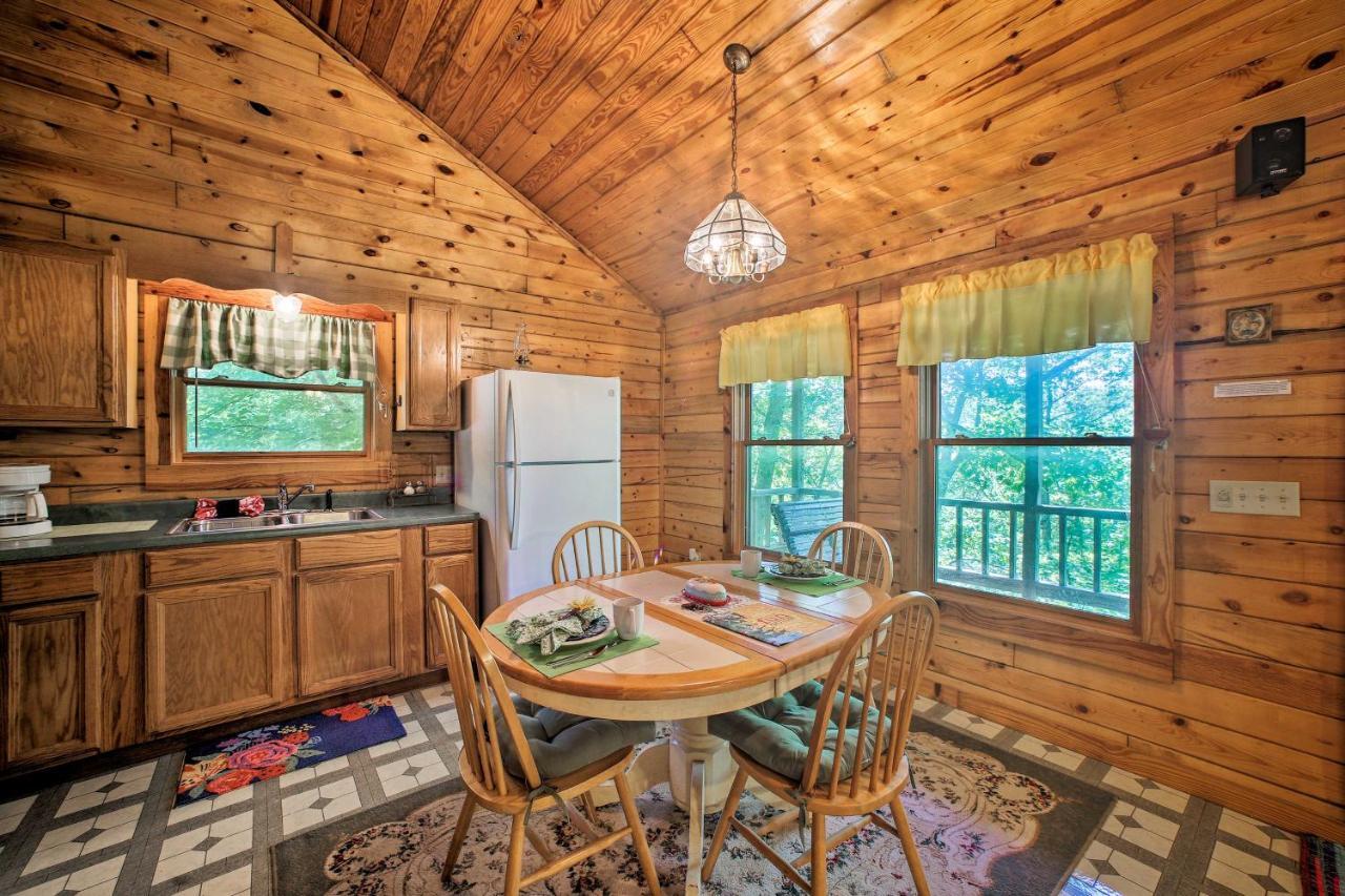 Eureka Springs Studio With Deck, Views And Bbq! المظهر الخارجي الصورة