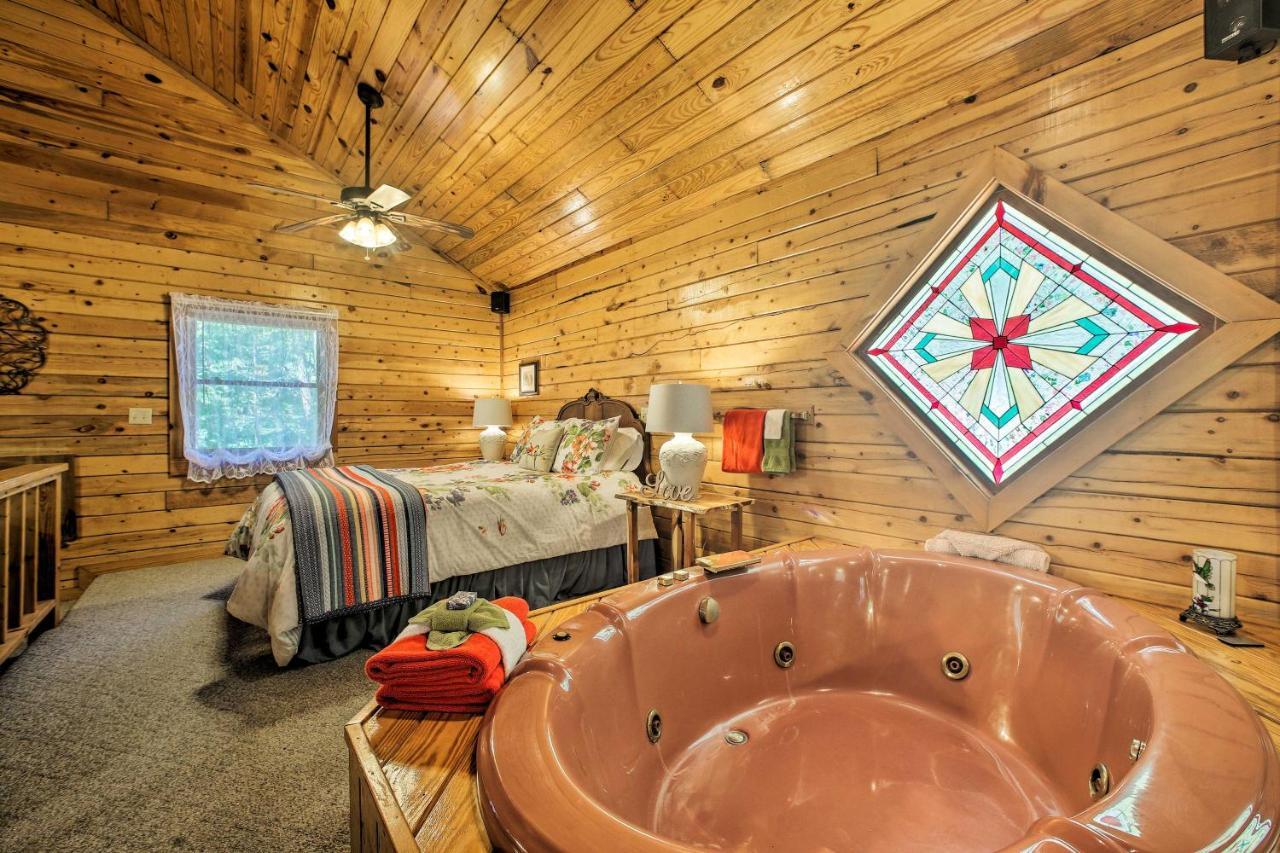Eureka Springs Studio With Deck, Views And Bbq! المظهر الخارجي الصورة